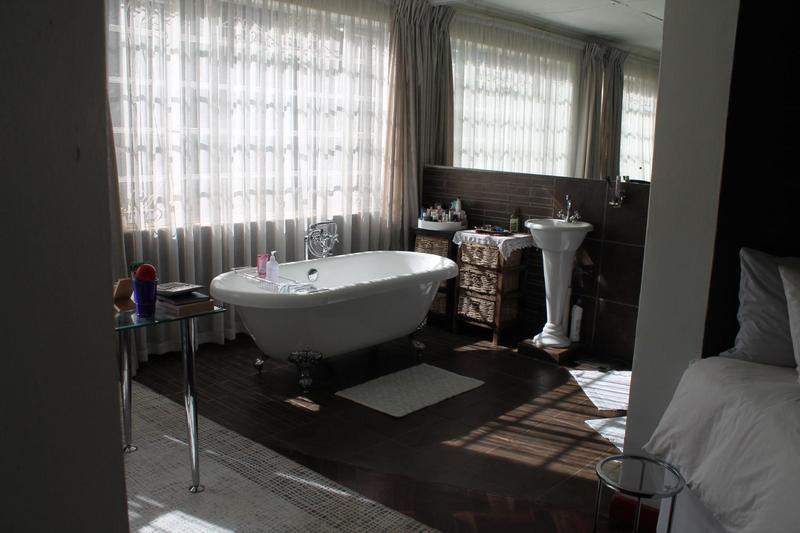 2 Bedroom Property for Sale in Kensington Gauteng