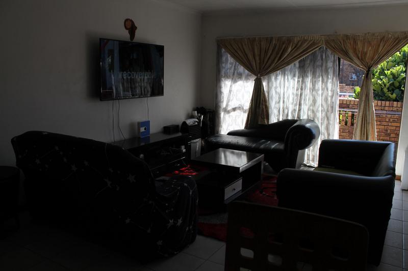 2 Bedroom Property for Sale in Bruma Gauteng