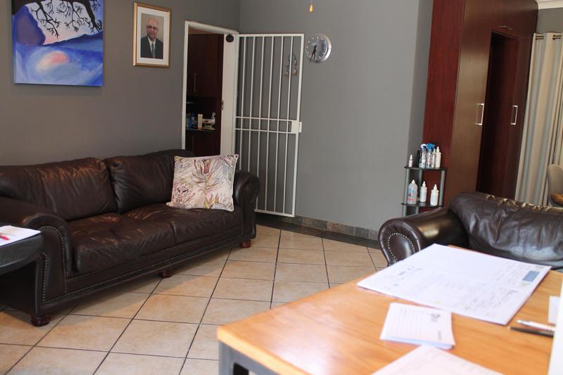 2 Bedroom Property for Sale in Kensington Gauteng