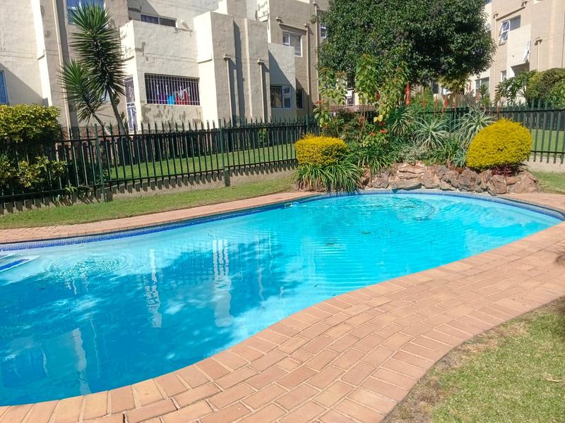 2 Bedroom Property for Sale in North Riding Gauteng