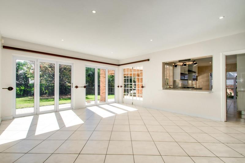 5 Bedroom Property for Sale in Fourways Gardens Gauteng