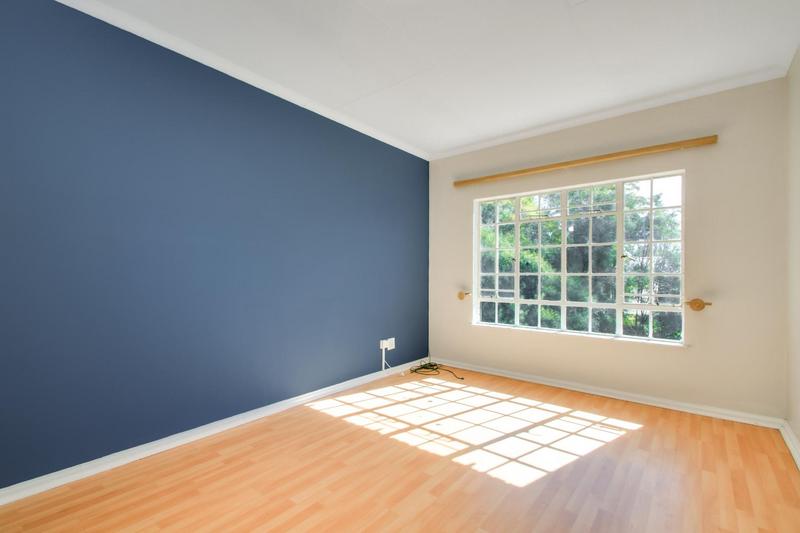 5 Bedroom Property for Sale in Fourways Gardens Gauteng