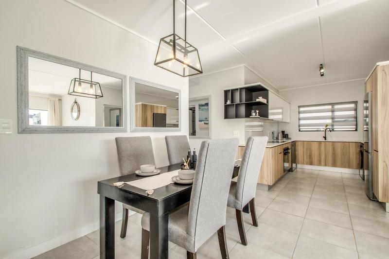 To Let 3 Bedroom Property for Rent in Waterfall Gauteng