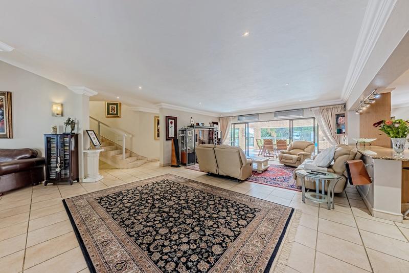 7 Bedroom Property for Sale in Featherbrooke Estate Gauteng