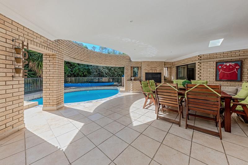 7 Bedroom Property for Sale in Featherbrooke Estate Gauteng