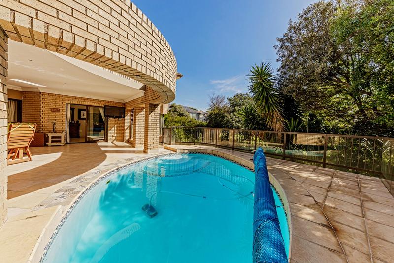 7 Bedroom Property for Sale in Featherbrooke Estate Gauteng