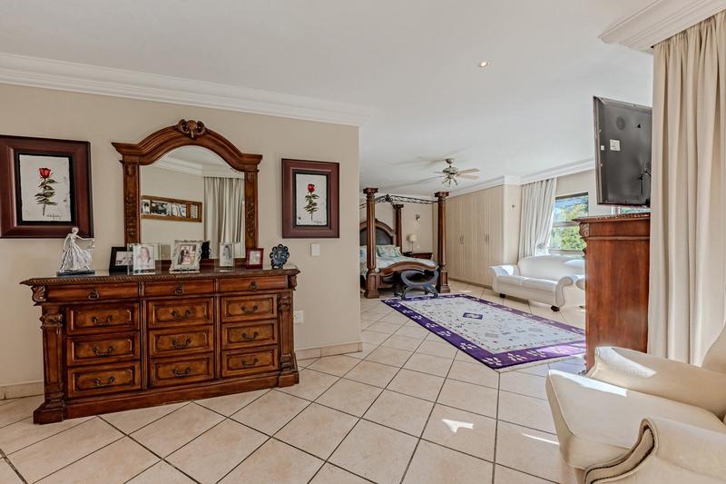 7 Bedroom Property for Sale in Featherbrooke Estate Gauteng