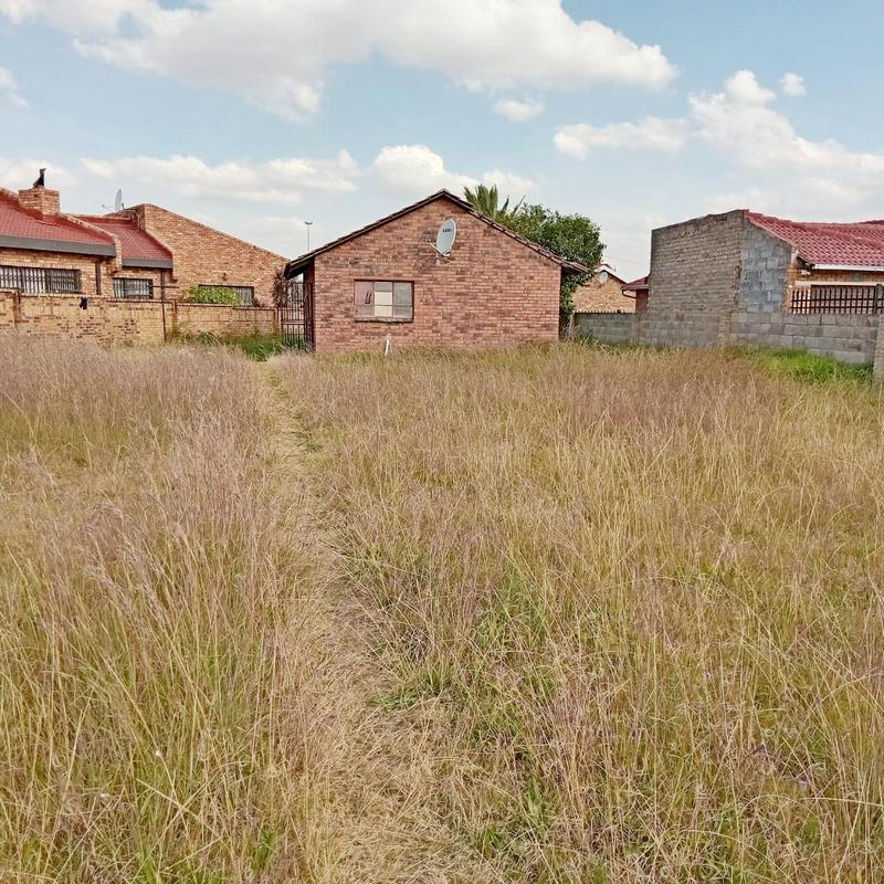 2 Bedroom Property for Sale in Tsakane Gauteng