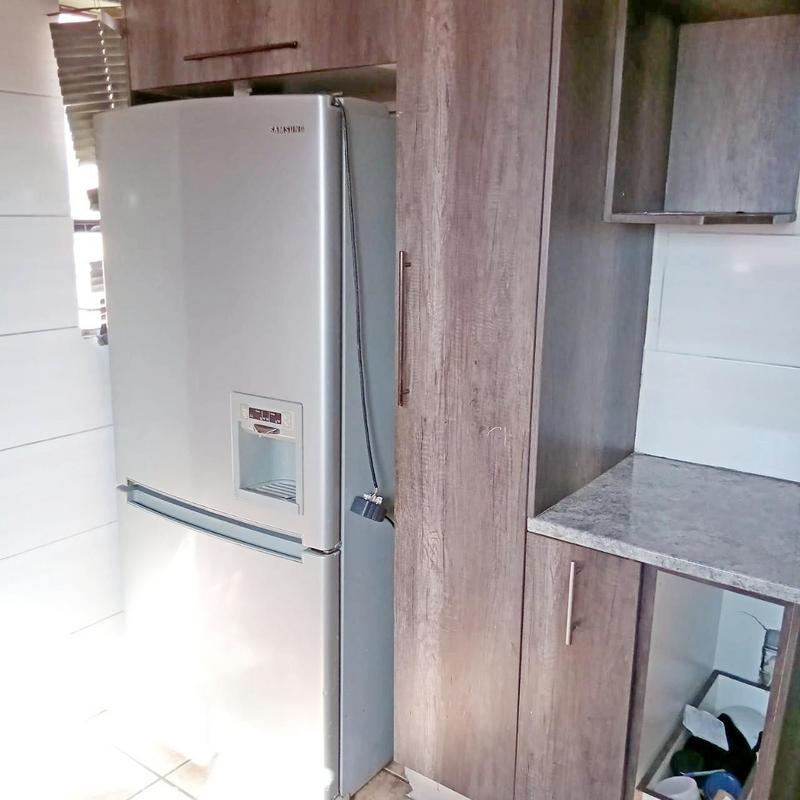2 Bedroom Property for Sale in Tsakane Gauteng