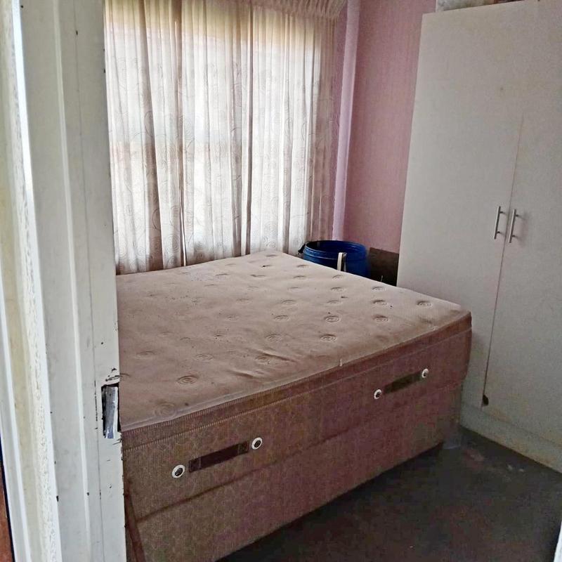 2 Bedroom Property for Sale in Tsakane Gauteng