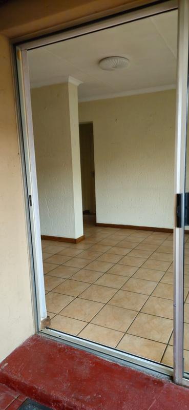 To Let 2 Bedroom Property for Rent in Witfield Gauteng