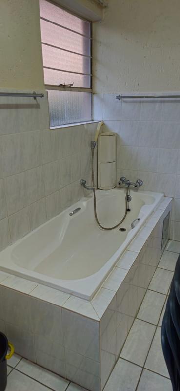 To Let 2 Bedroom Property for Rent in Witfield Gauteng