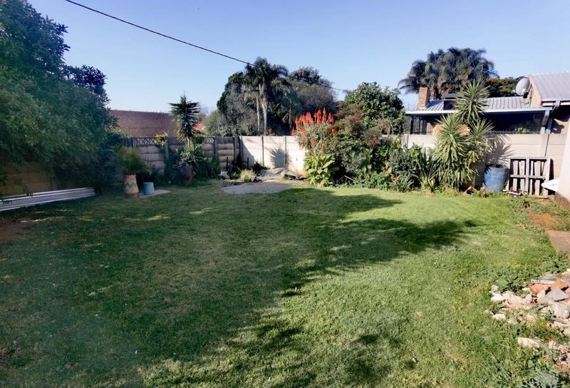 3 Bedroom Property for Sale in Geduld Gauteng