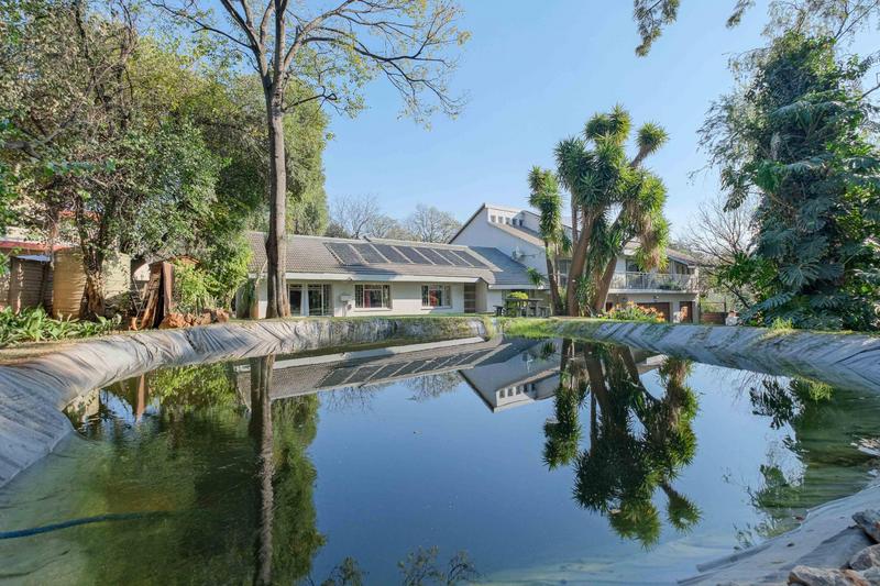 7 Bedroom Property for Sale in Eldoraigne Gauteng