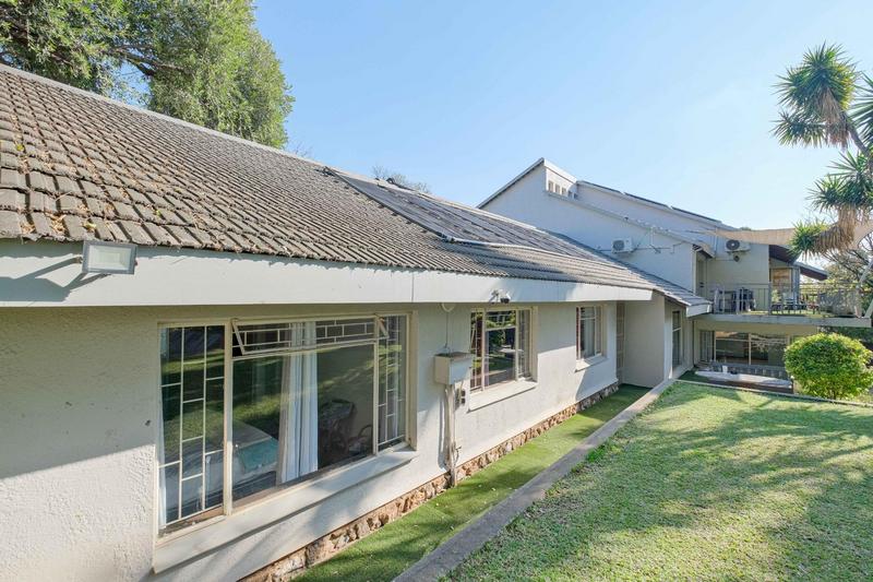 7 Bedroom Property for Sale in Eldoraigne Gauteng