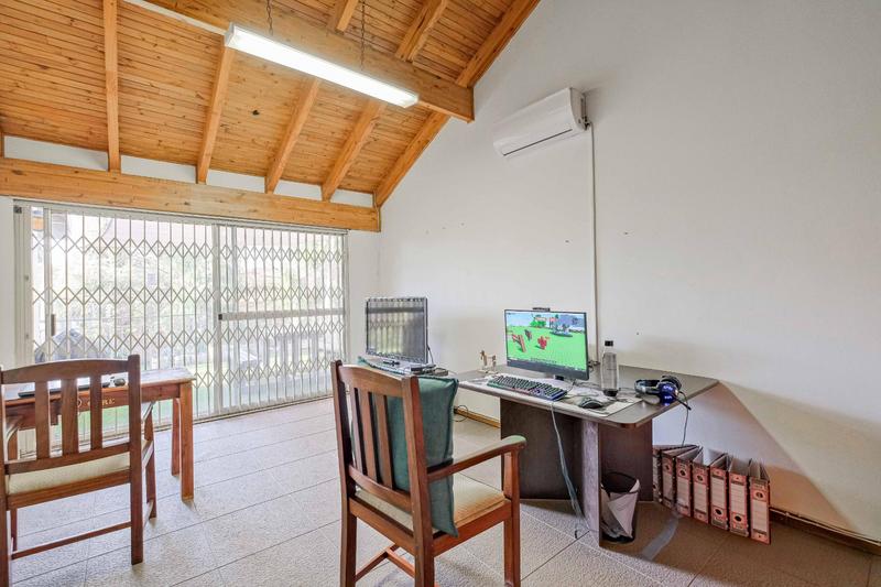 7 Bedroom Property for Sale in Eldoraigne Gauteng