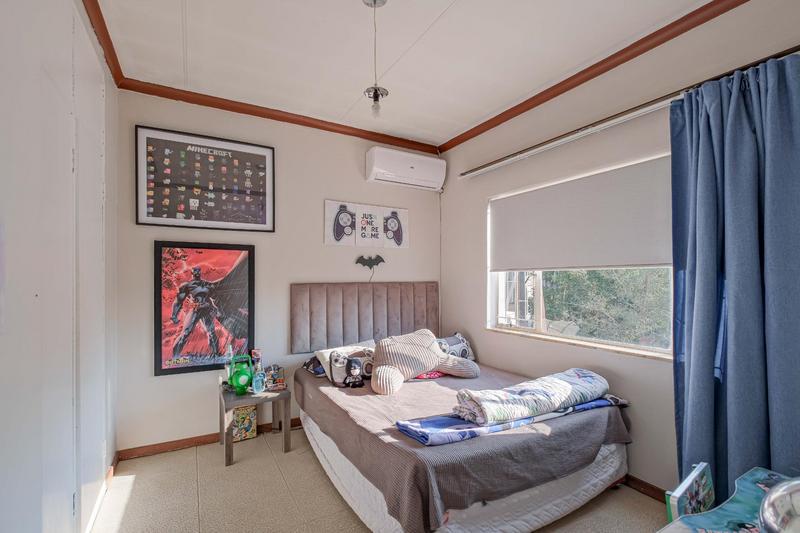 7 Bedroom Property for Sale in Eldoraigne Gauteng