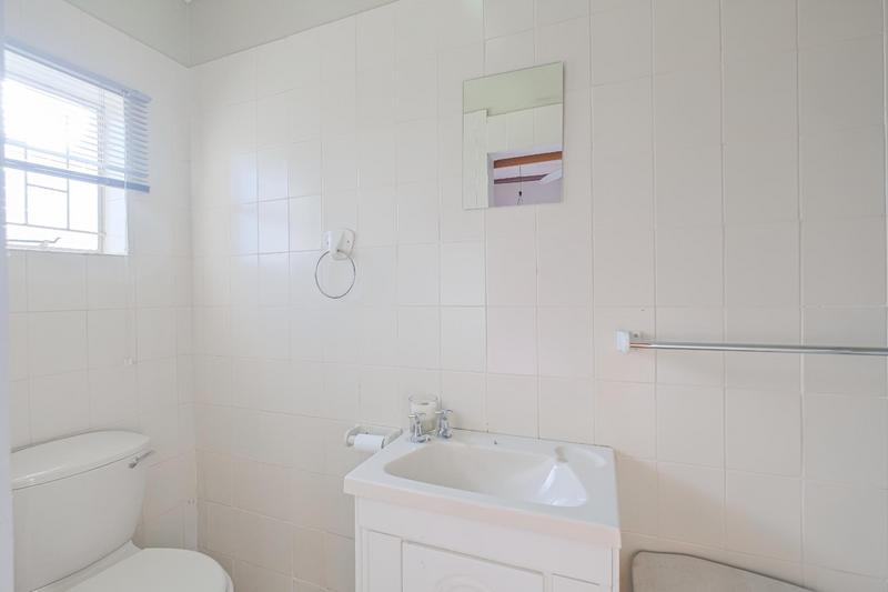 7 Bedroom Property for Sale in Eldoraigne Gauteng
