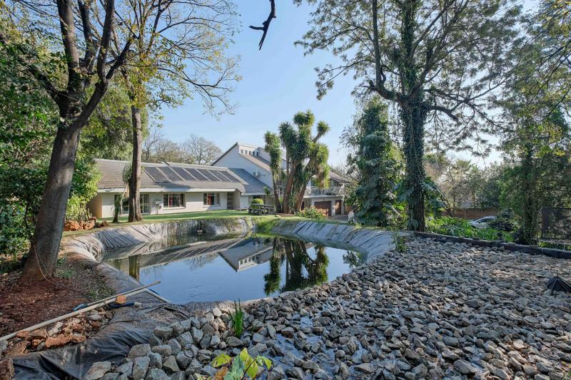 7 Bedroom Property for Sale in Eldoraigne Gauteng