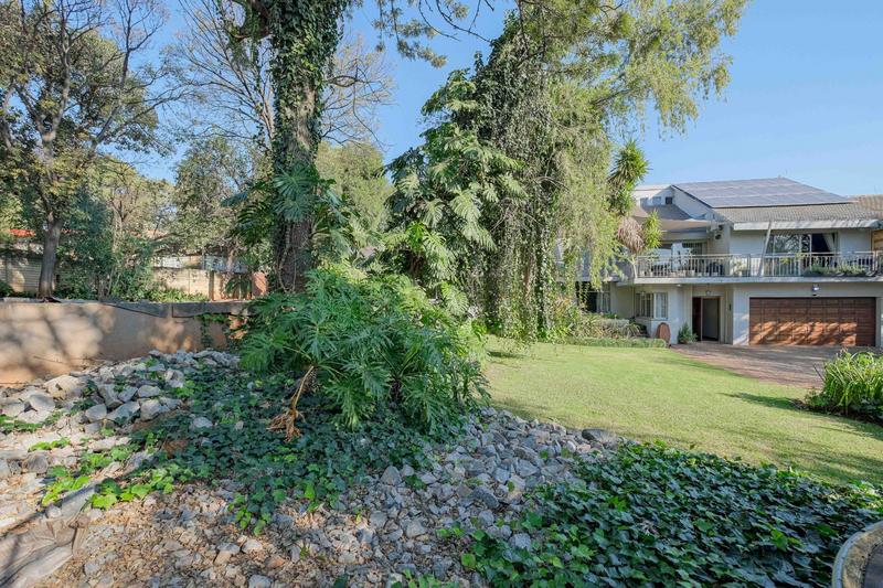7 Bedroom Property for Sale in Eldoraigne Gauteng
