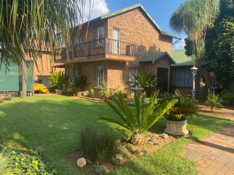 4 Bedroom Property for Sale in Doornpoort Gauteng
