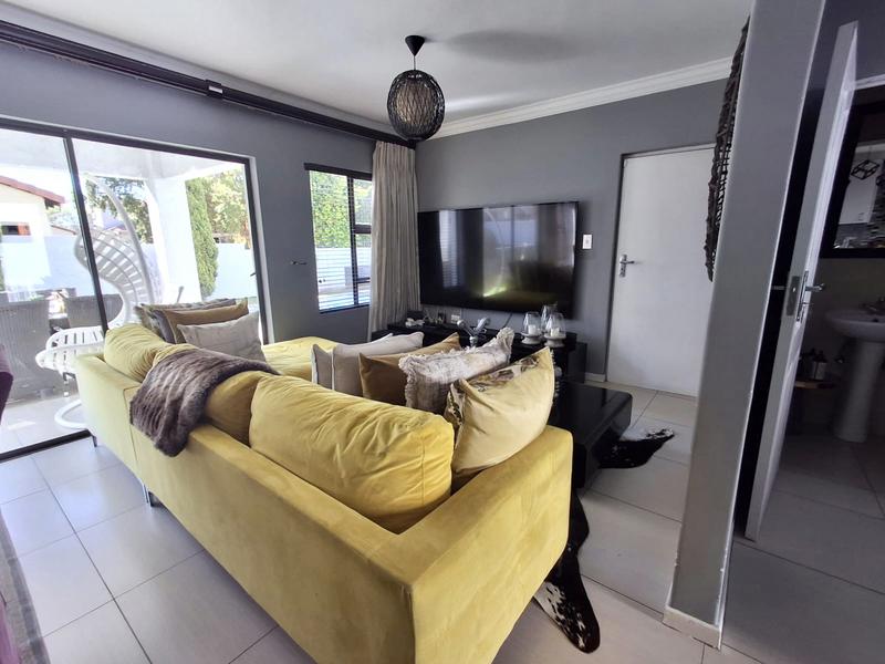 To Let 4 Bedroom Property for Rent in Blue Hills Gauteng