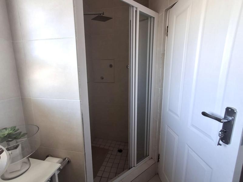 To Let 4 Bedroom Property for Rent in Blue Hills Gauteng
