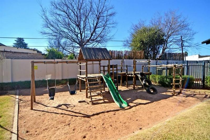 To Let 2 Bedroom Property for Rent in Ravenswood Gauteng