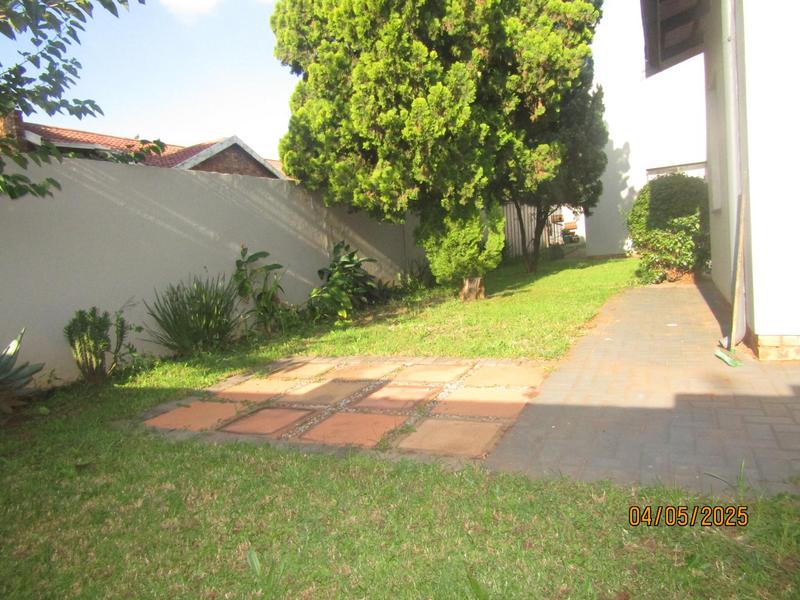5 Bedroom Property for Sale in Spruit View Gauteng