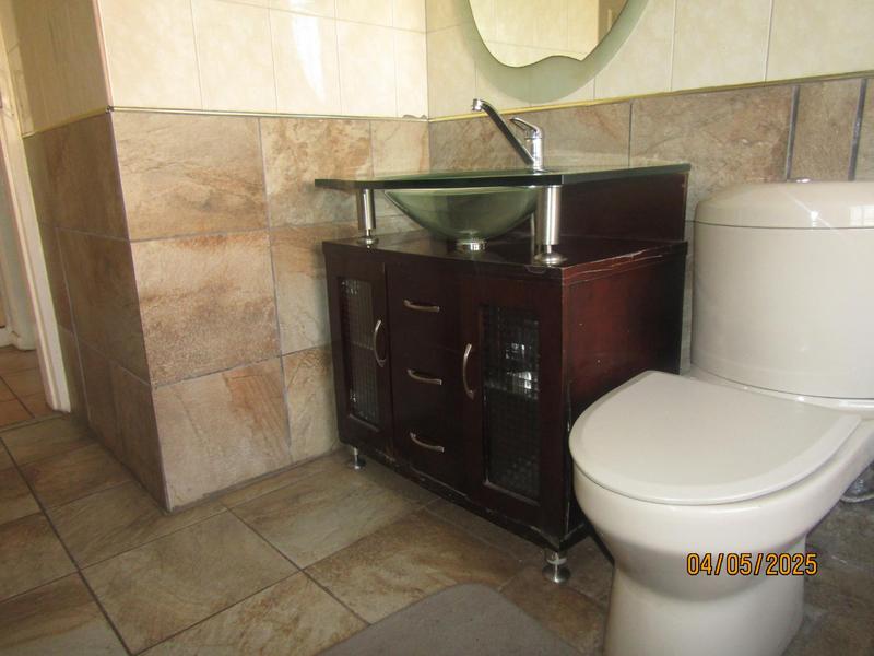 5 Bedroom Property for Sale in Spruit View Gauteng