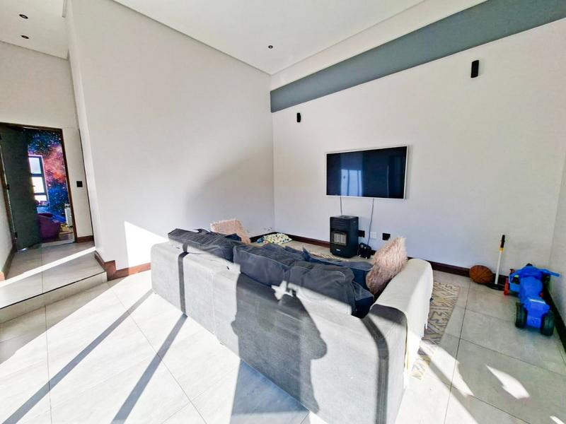 4 Bedroom Property for Sale in Midstream Estate Gauteng