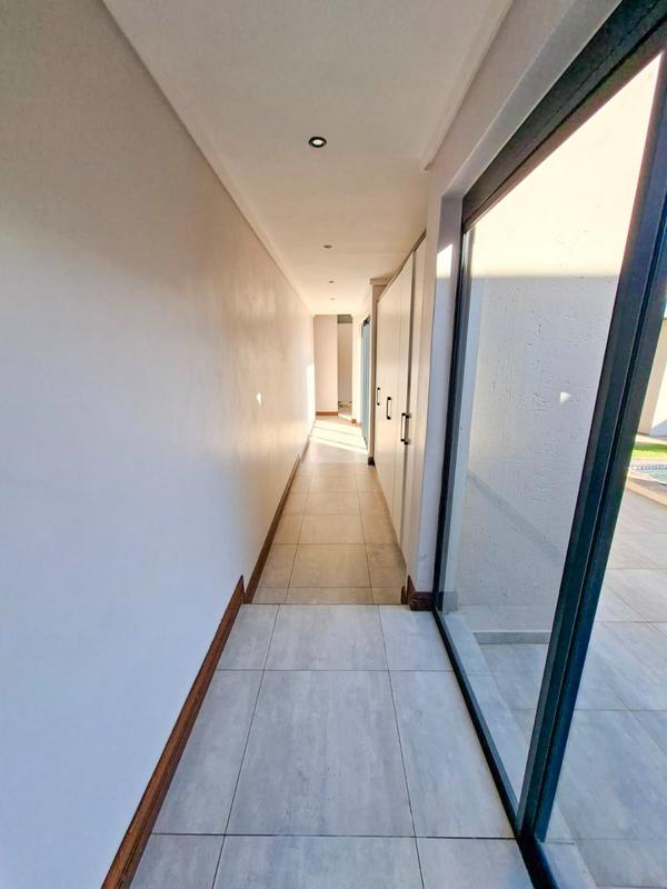 4 Bedroom Property for Sale in Midstream Estate Gauteng