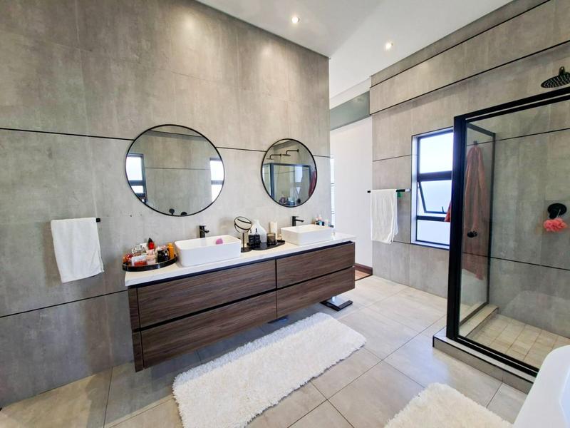 4 Bedroom Property for Sale in Midstream Estate Gauteng