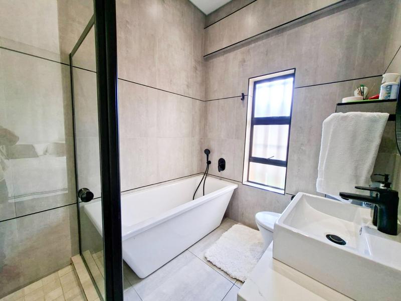 4 Bedroom Property for Sale in Midstream Estate Gauteng