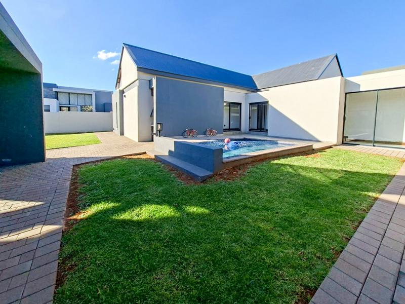 4 Bedroom Property for Sale in Midstream Estate Gauteng