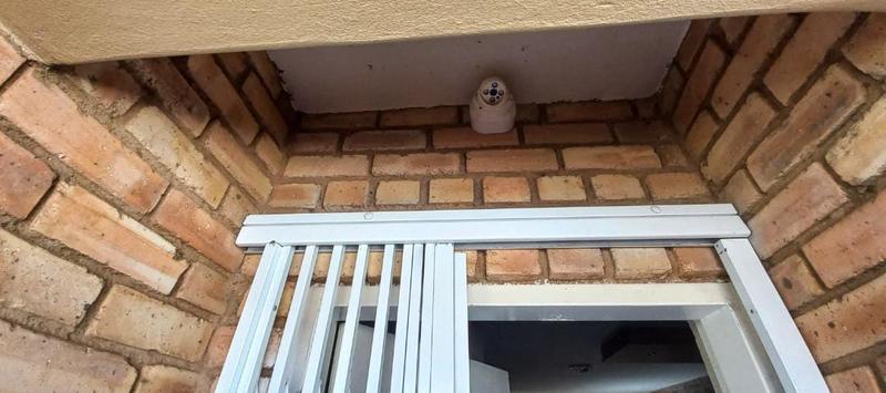 2 Bedroom Property for Sale in Wilro Park Gauteng