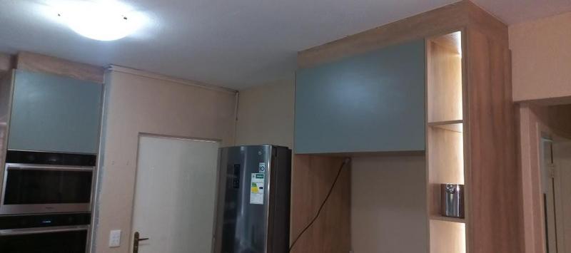 2 Bedroom Property for Sale in Wilro Park Gauteng