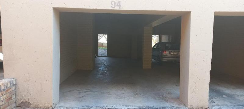 2 Bedroom Property for Sale in Wilro Park Gauteng