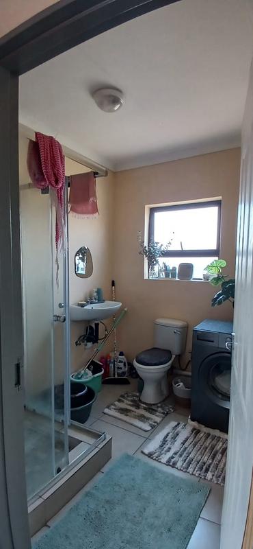 To Let 1 Bedroom Property for Rent in Orlando Gauteng