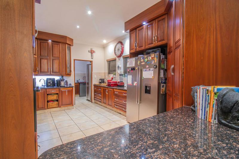 4 Bedroom Property for Sale in Midlands Estate Gauteng