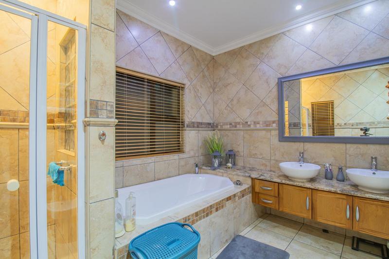 4 Bedroom Property for Sale in Midlands Estate Gauteng