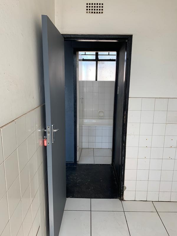 To Let 1 Bedroom Property for Rent in Hillbrow Gauteng