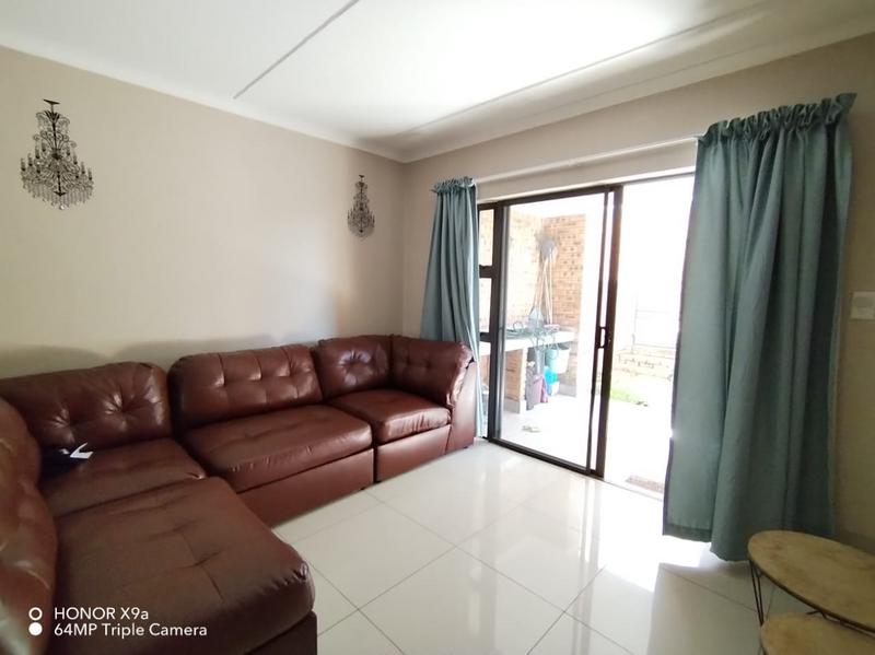 To Let 3 Bedroom Property for Rent in Fairlead Gauteng