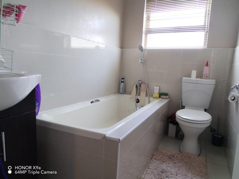 To Let 3 Bedroom Property for Rent in Fairlead Gauteng