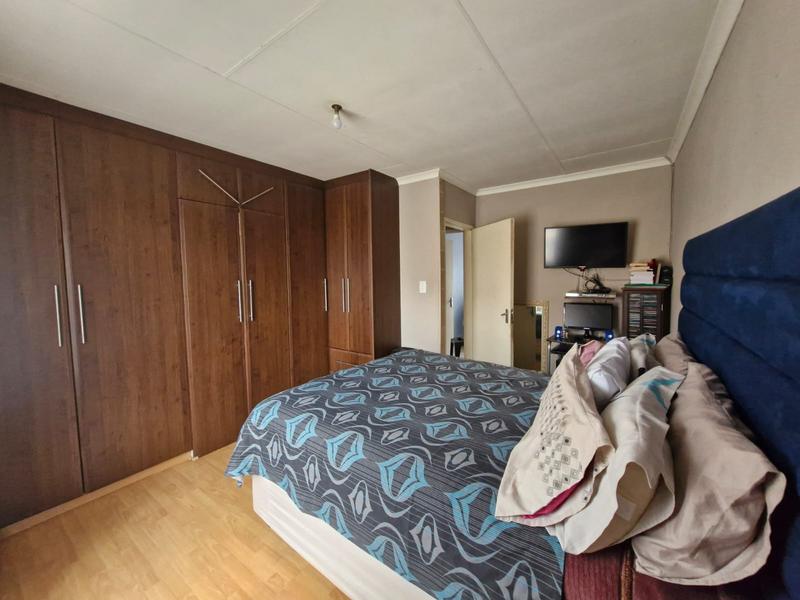 To Let 3 Bedroom Property for Rent in Leachville Gauteng