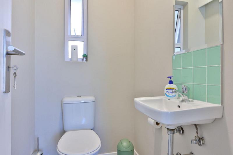 To Let 1 Bedroom Property for Rent in Paulshof Gauteng