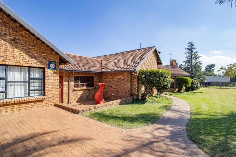 12 Bedroom Property for Sale in Kyalami Ah Gauteng