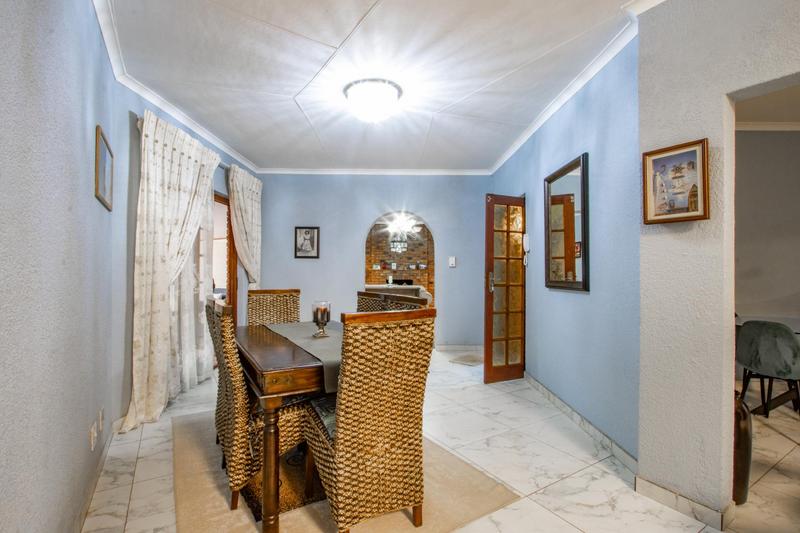 12 Bedroom Property for Sale in Kyalami Ah Gauteng