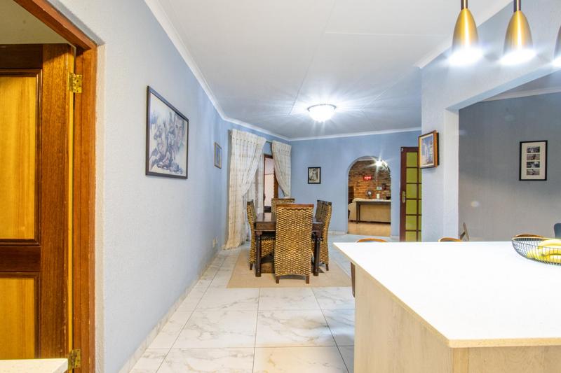 12 Bedroom Property for Sale in Kyalami Ah Gauteng