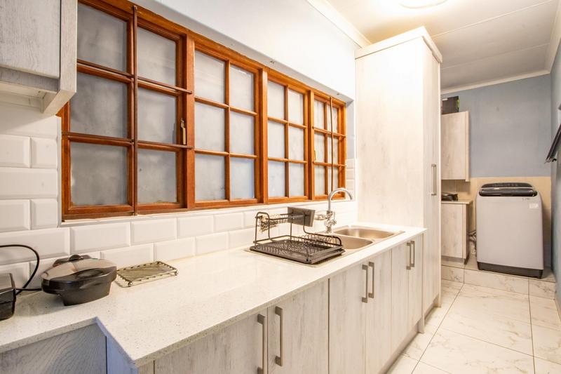 12 Bedroom Property for Sale in Kyalami Ah Gauteng